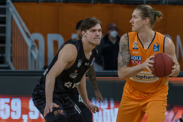 在足球市场 在足球市场