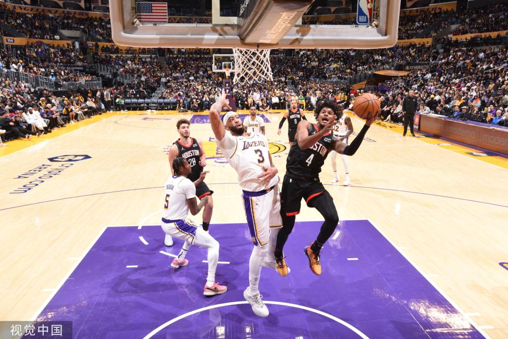 现吸引了球 现吸引了球